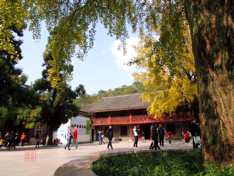 素有“第一金陵明秀山”之称，