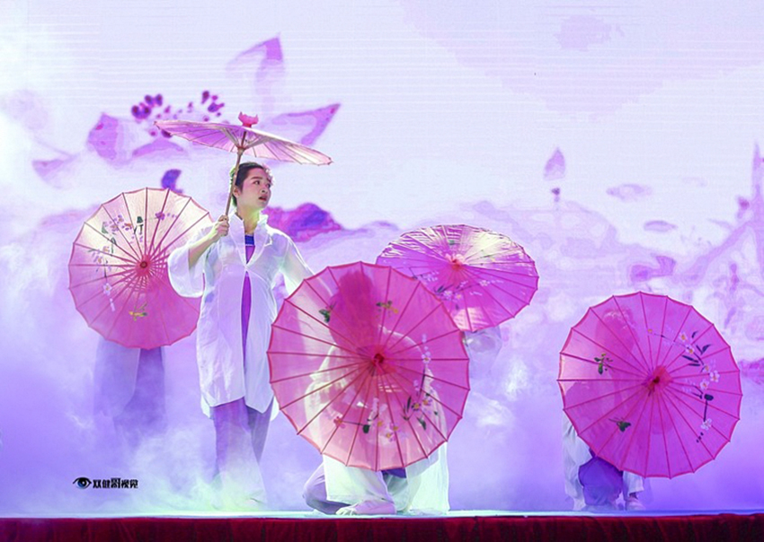 “健康仪征”公益文艺巡演-走进新城成功举行-双健哥.jpg