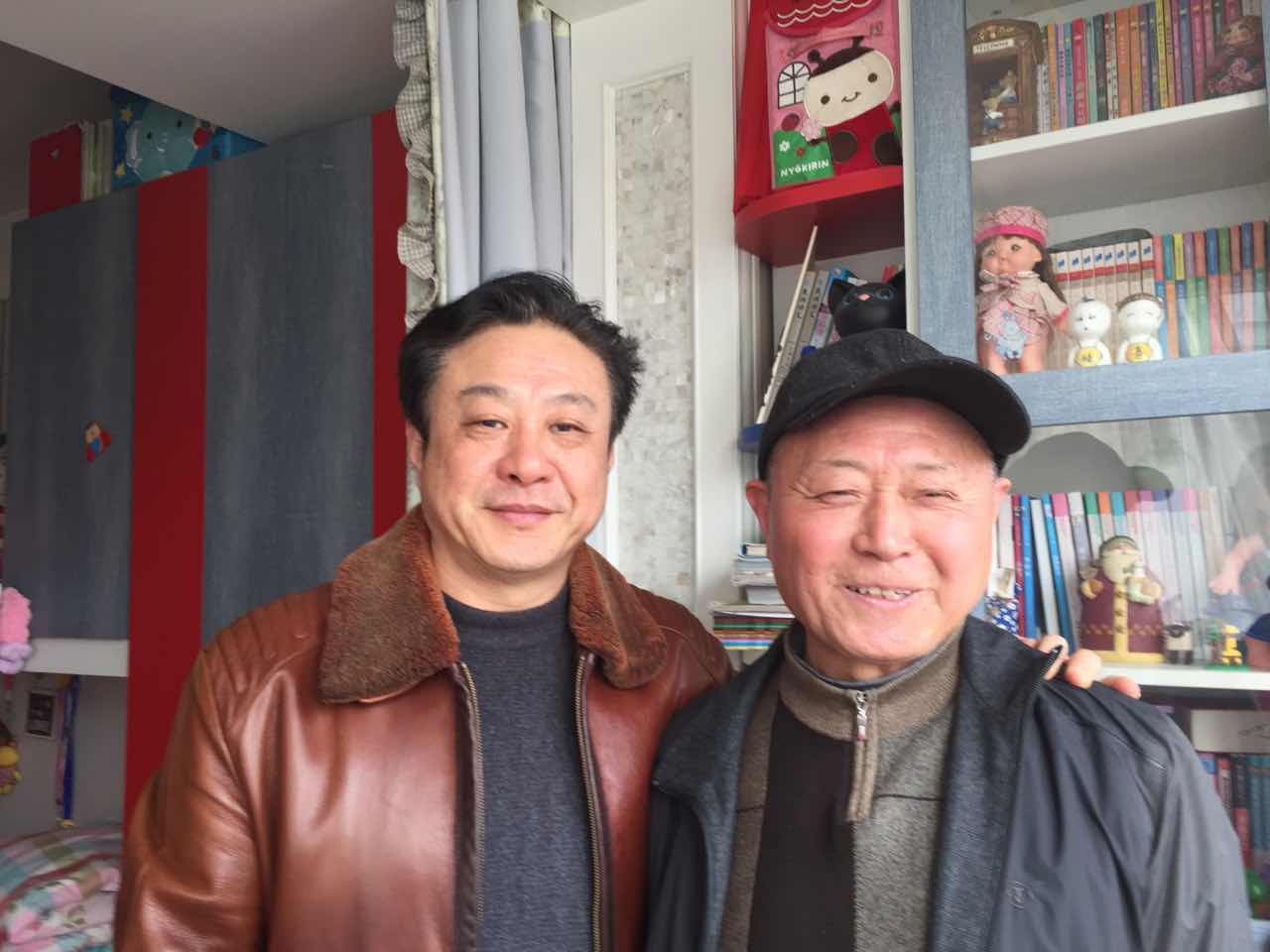 王俊生袁强合影.jpg