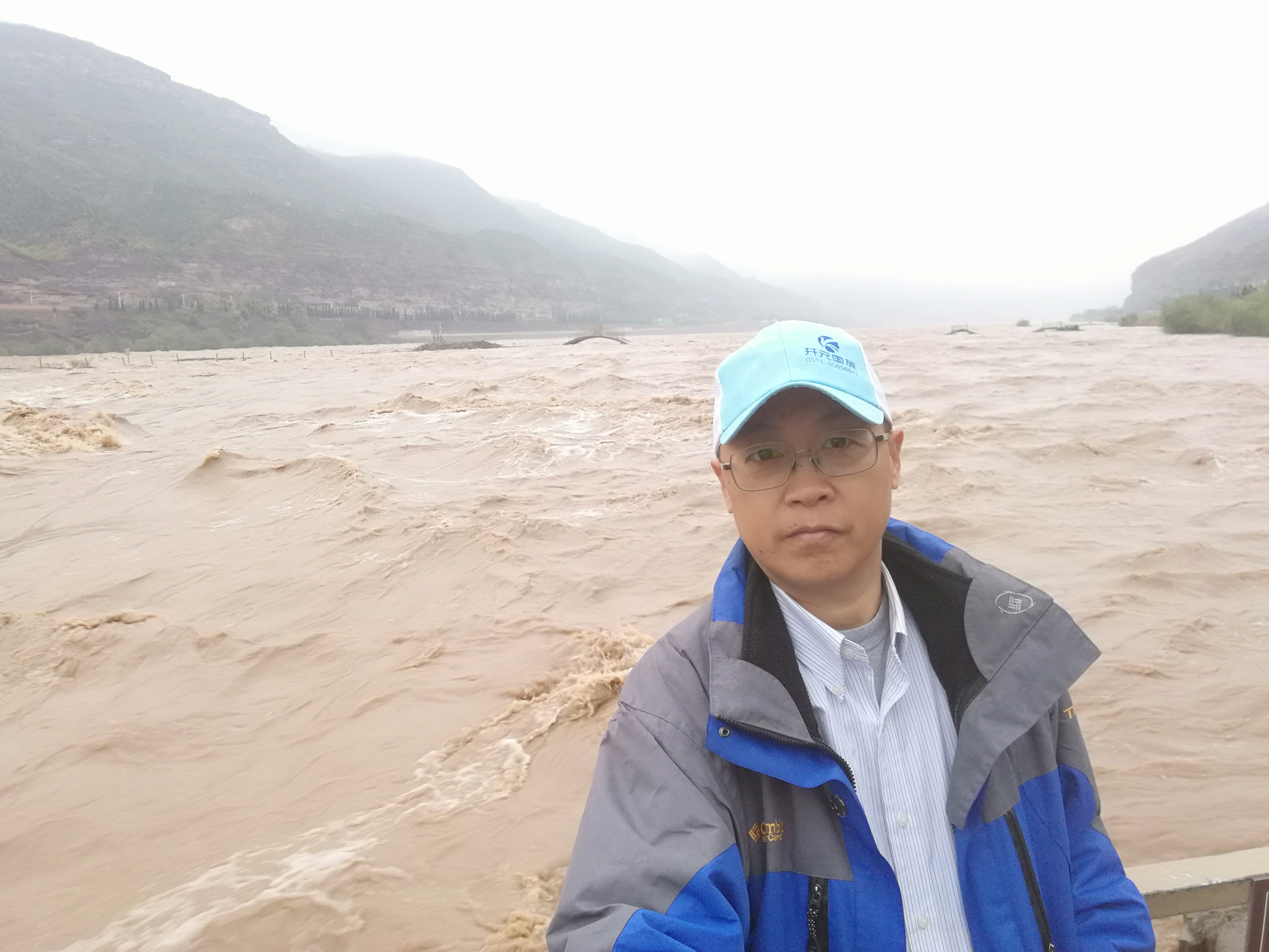 黄河自拍.jpg