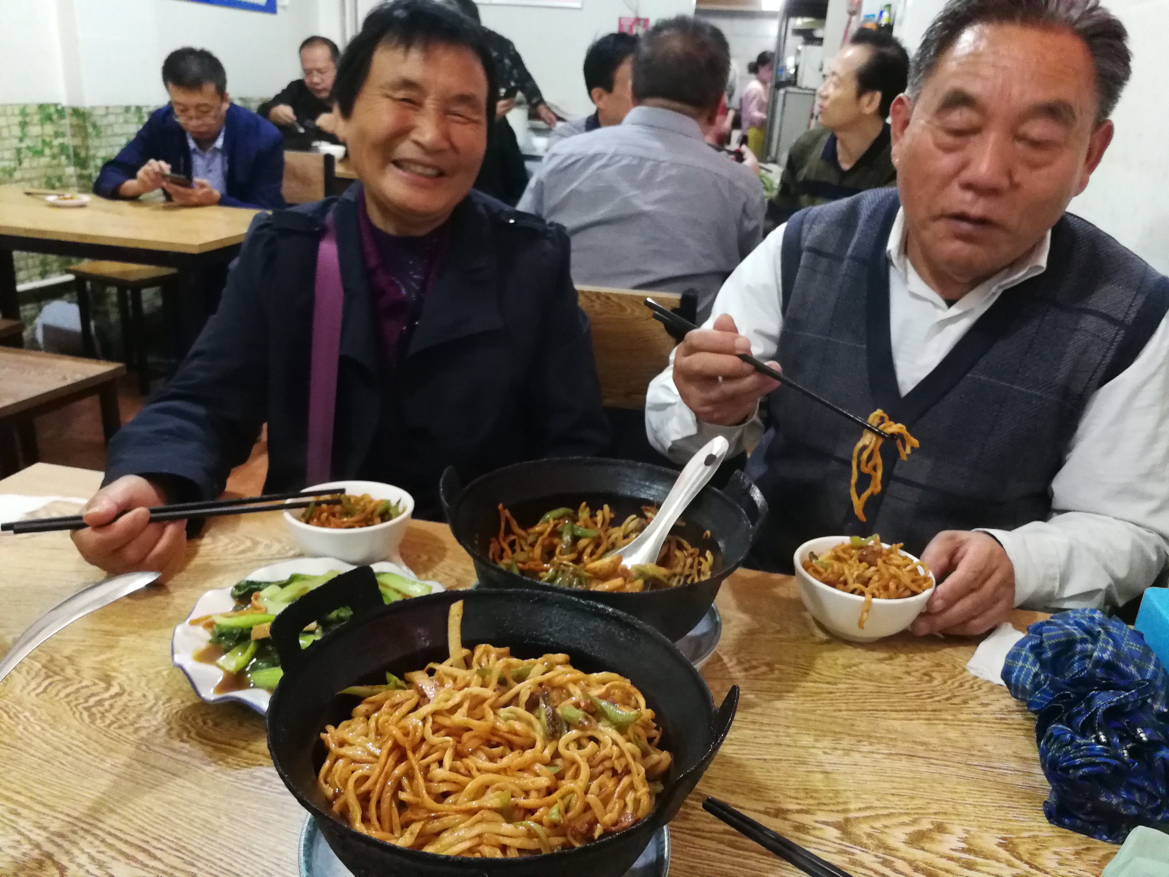 铁锅焖面.jpg