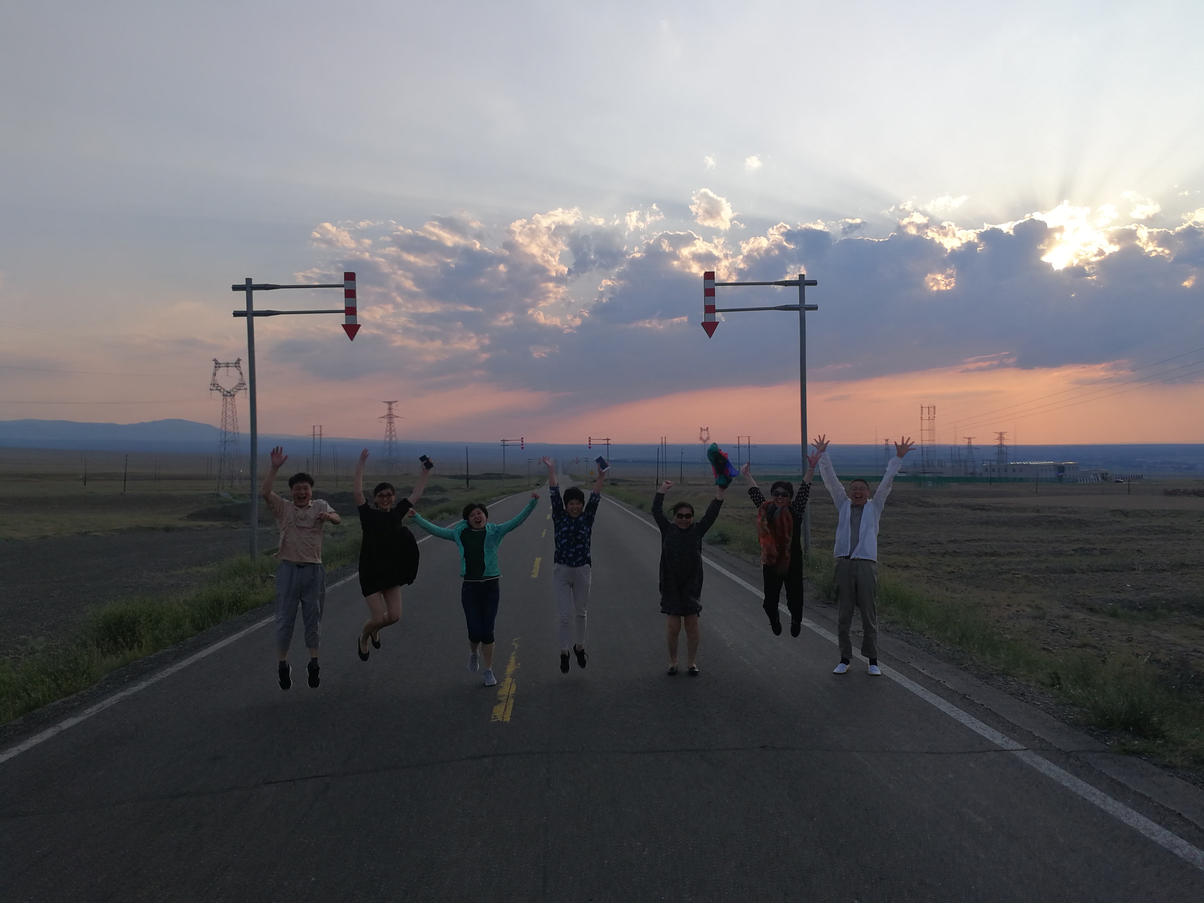 5-3公路晚霞.jpg