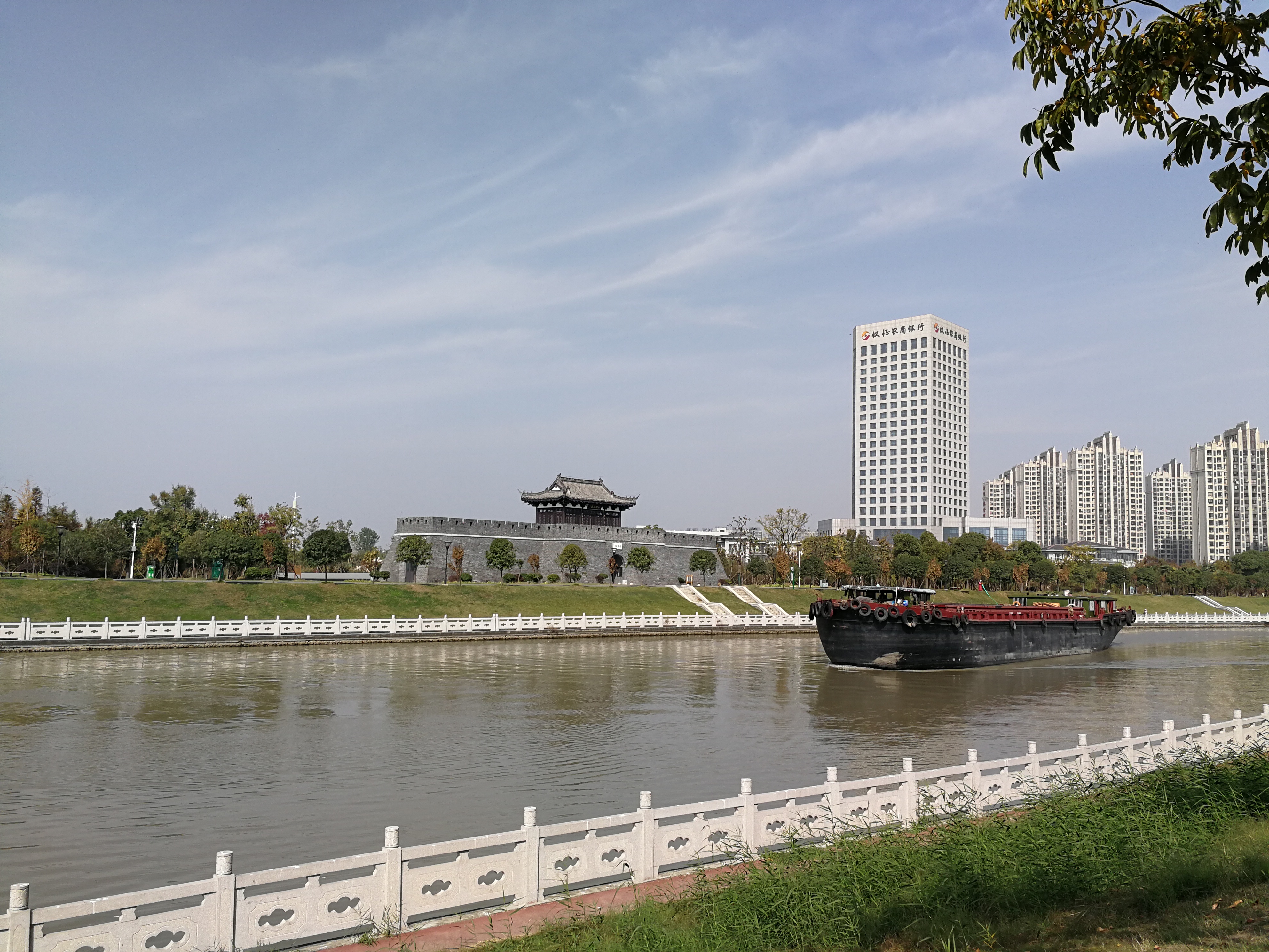 挡军楼.jpg
