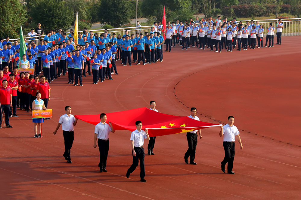 《运动风采》谈文新.JPG