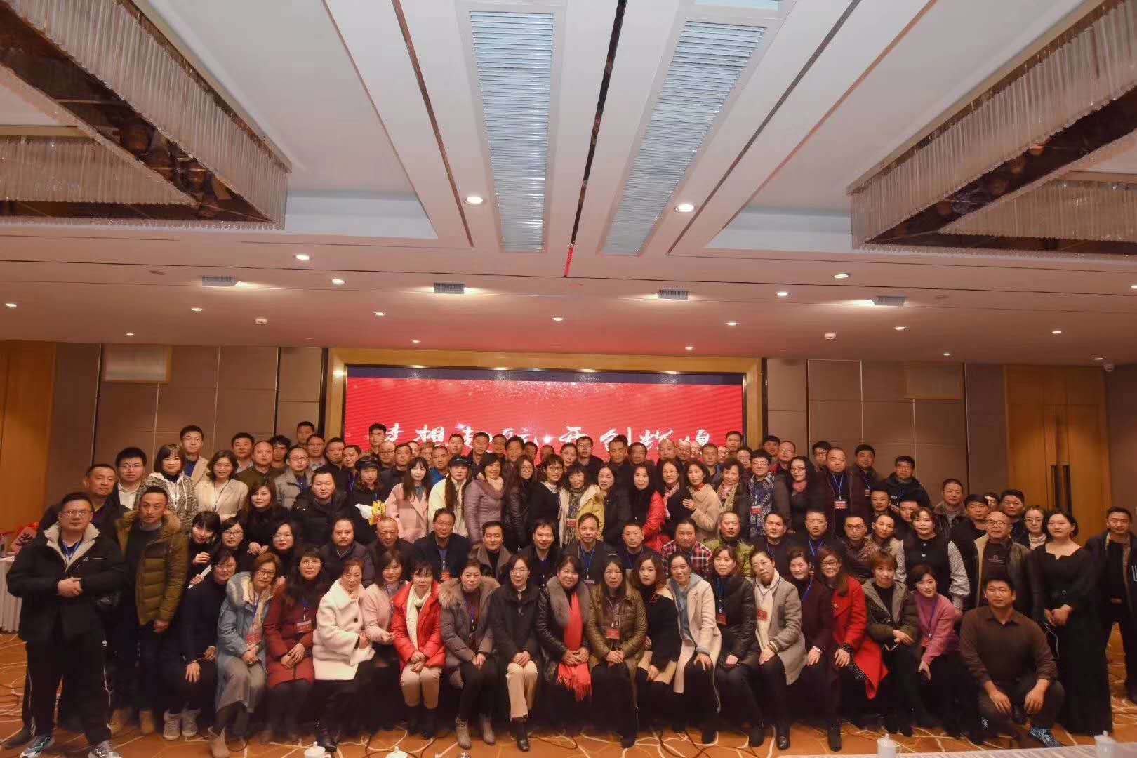 d8c1e7c32bf6b774fcfcdb682490745.jpg
