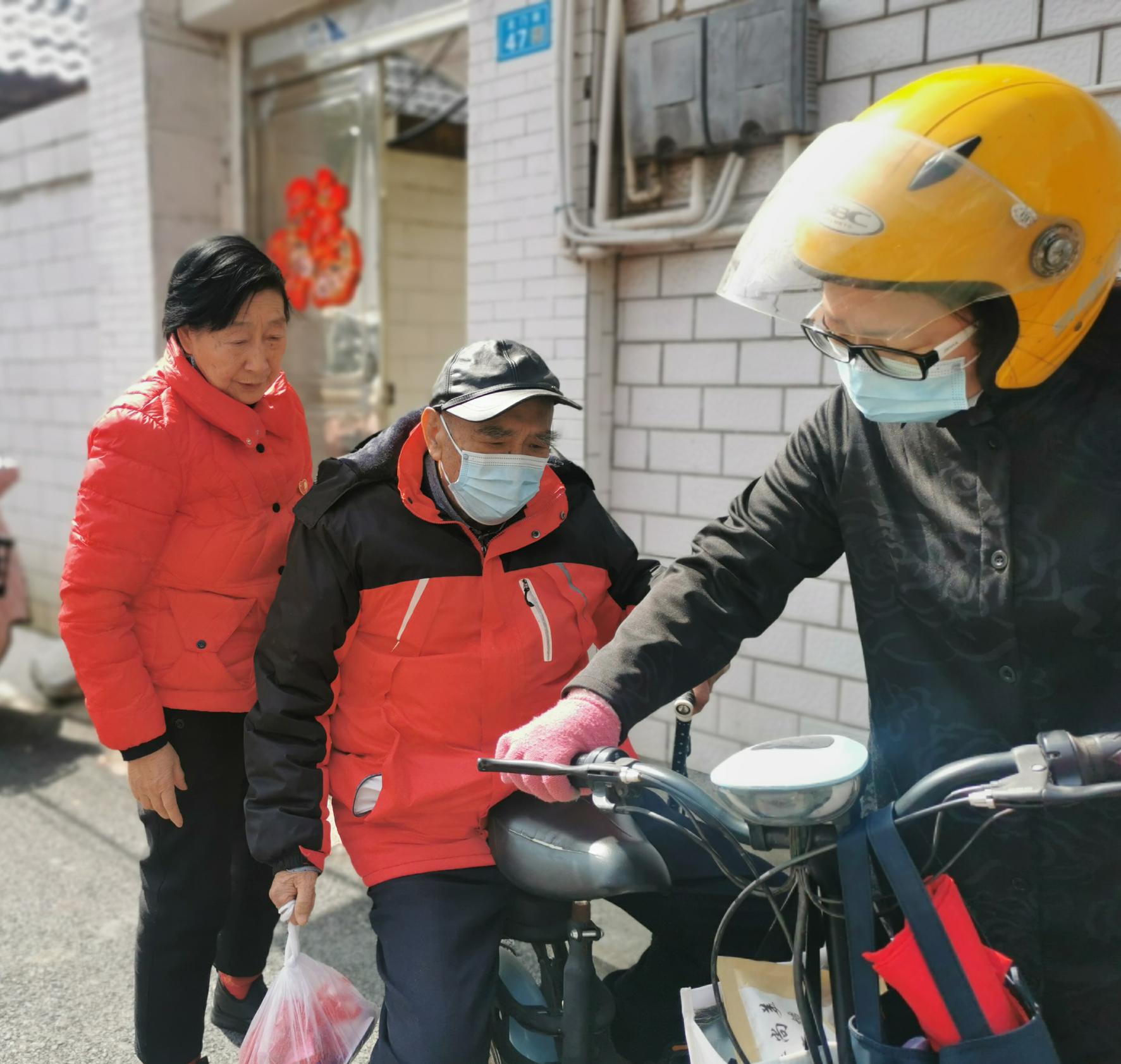 070f52f22f4c96075bb8ae823e452f3_毒霸看图.jpg