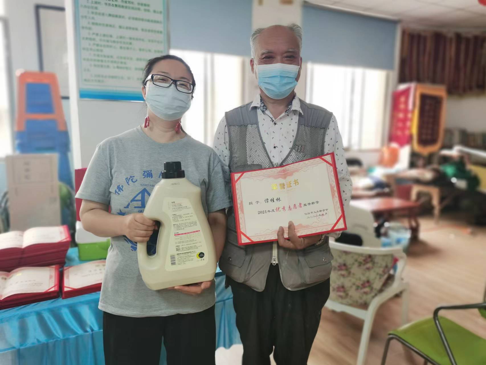 谭桂林.jpg