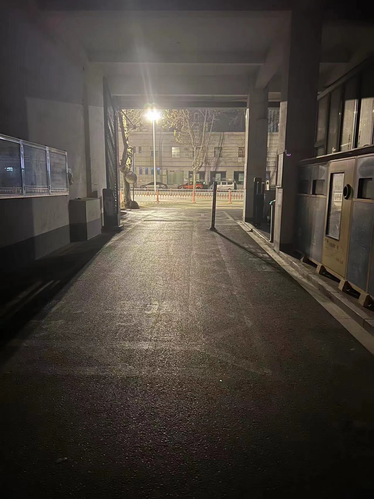 570697628.jpg