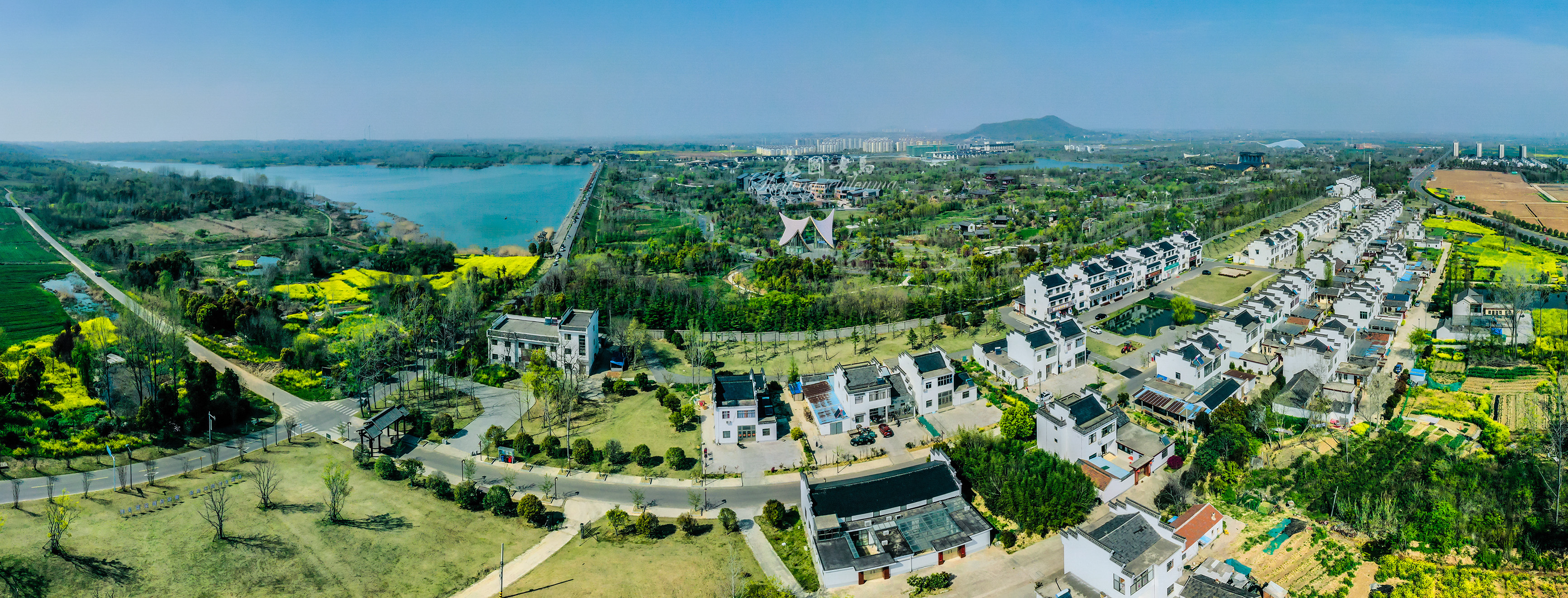 PANO0405x ccv.jpg