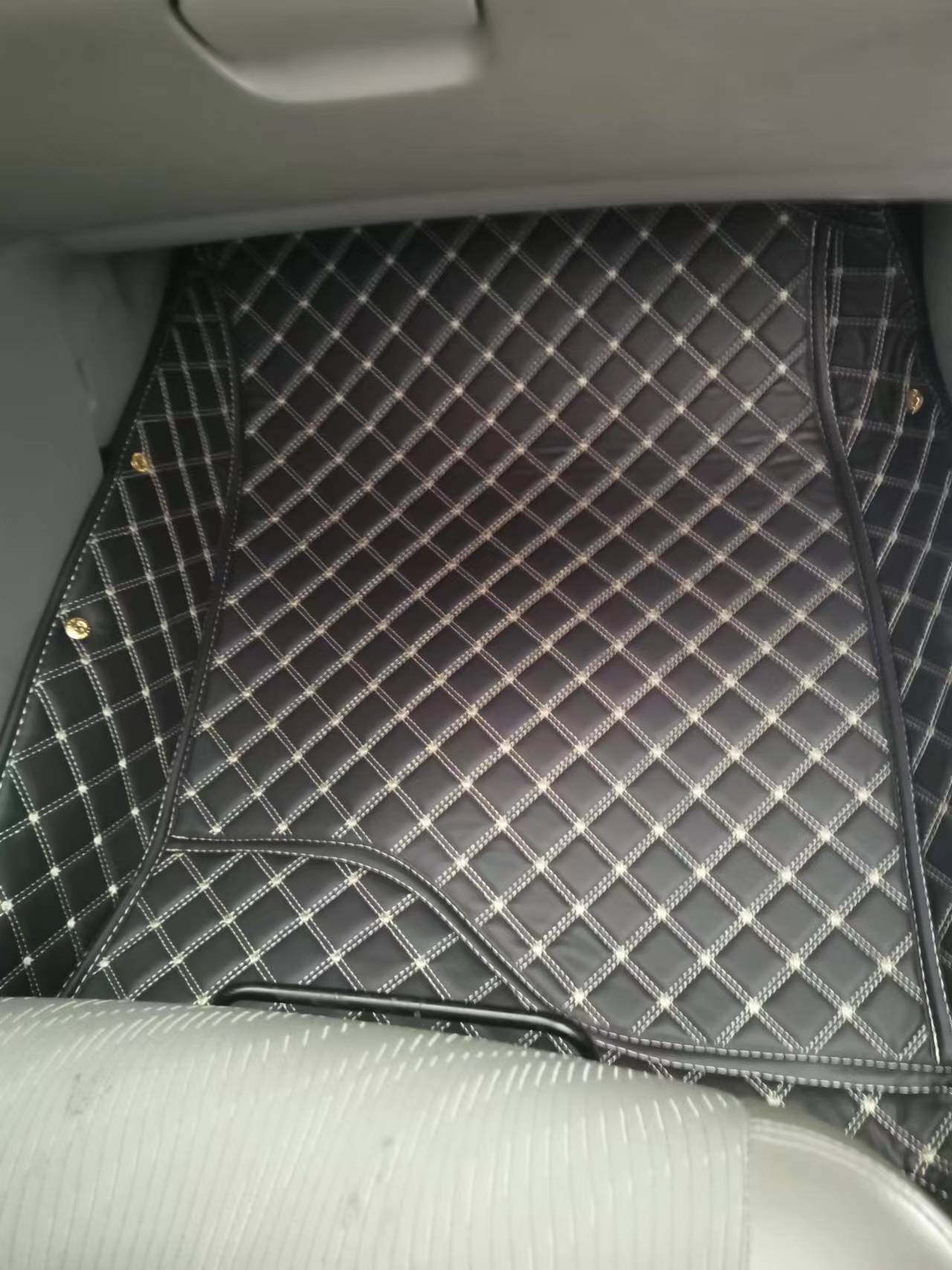 wechat_upload168318548264535f4a06fb2