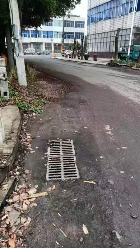 窨井盖.jpg