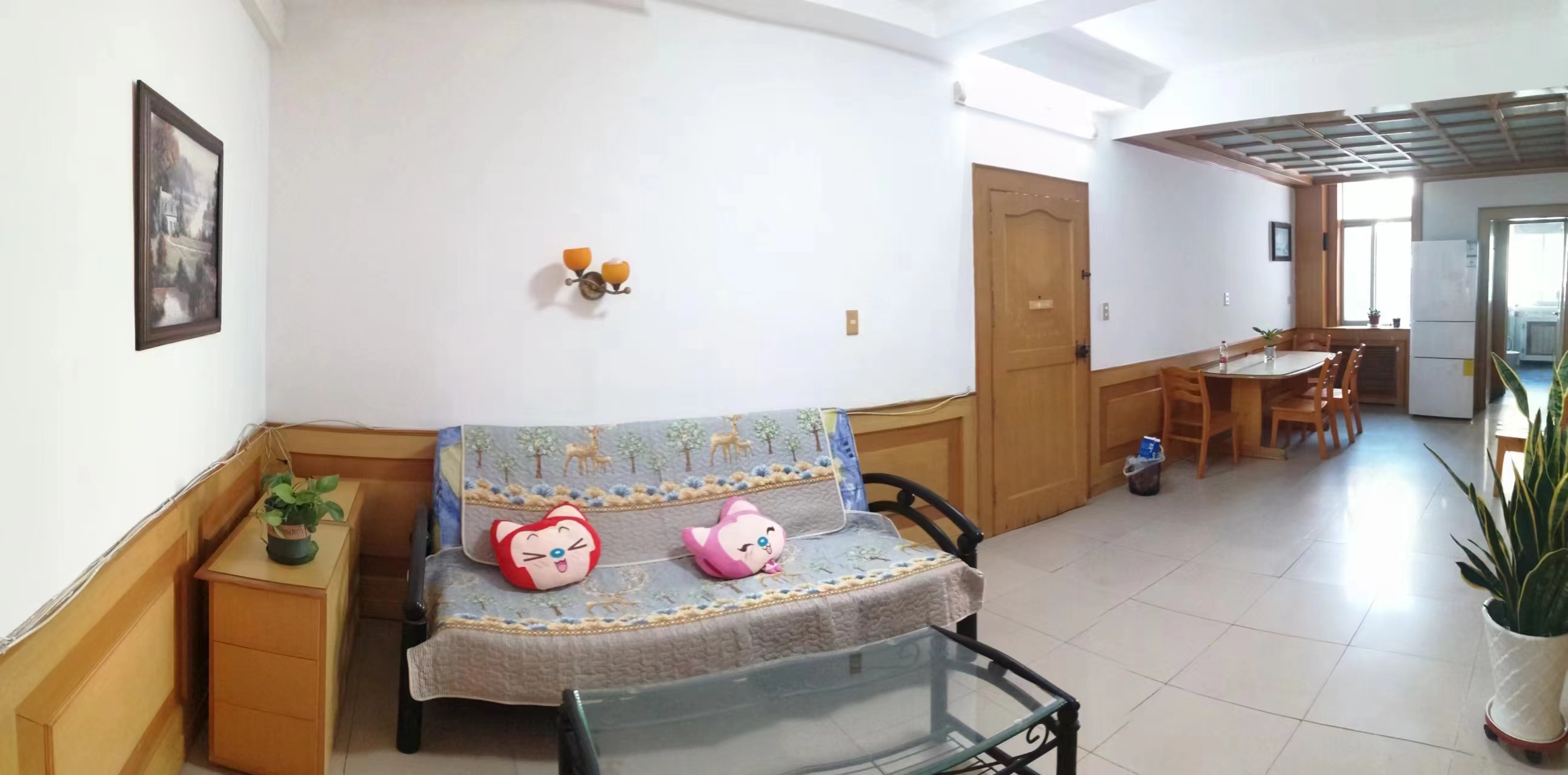 客厅，餐厅全景图