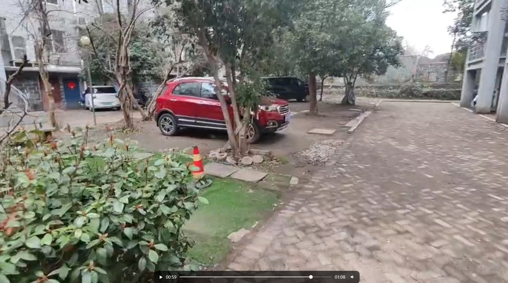 小区现状04