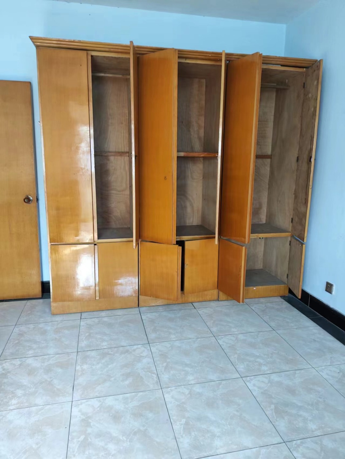mmexport1710070840572.jpg