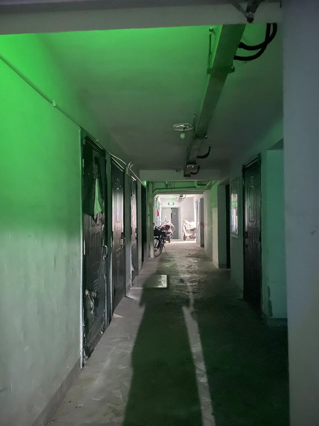 车库口