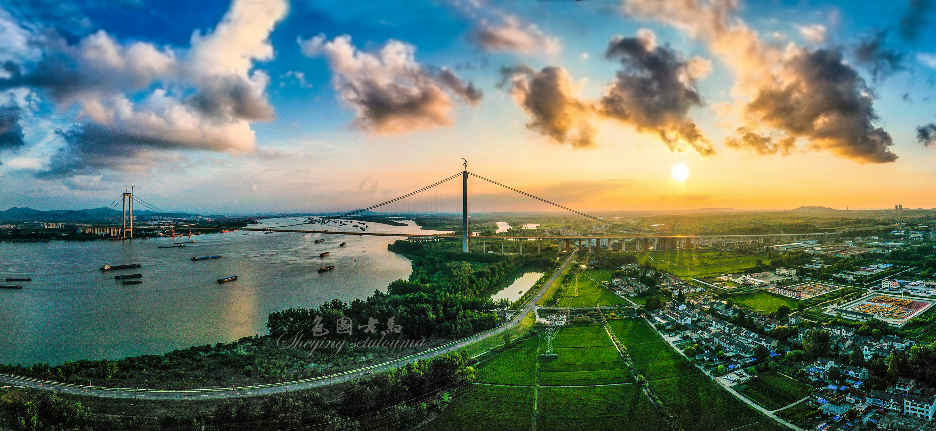 PANO Pccv1.jpg