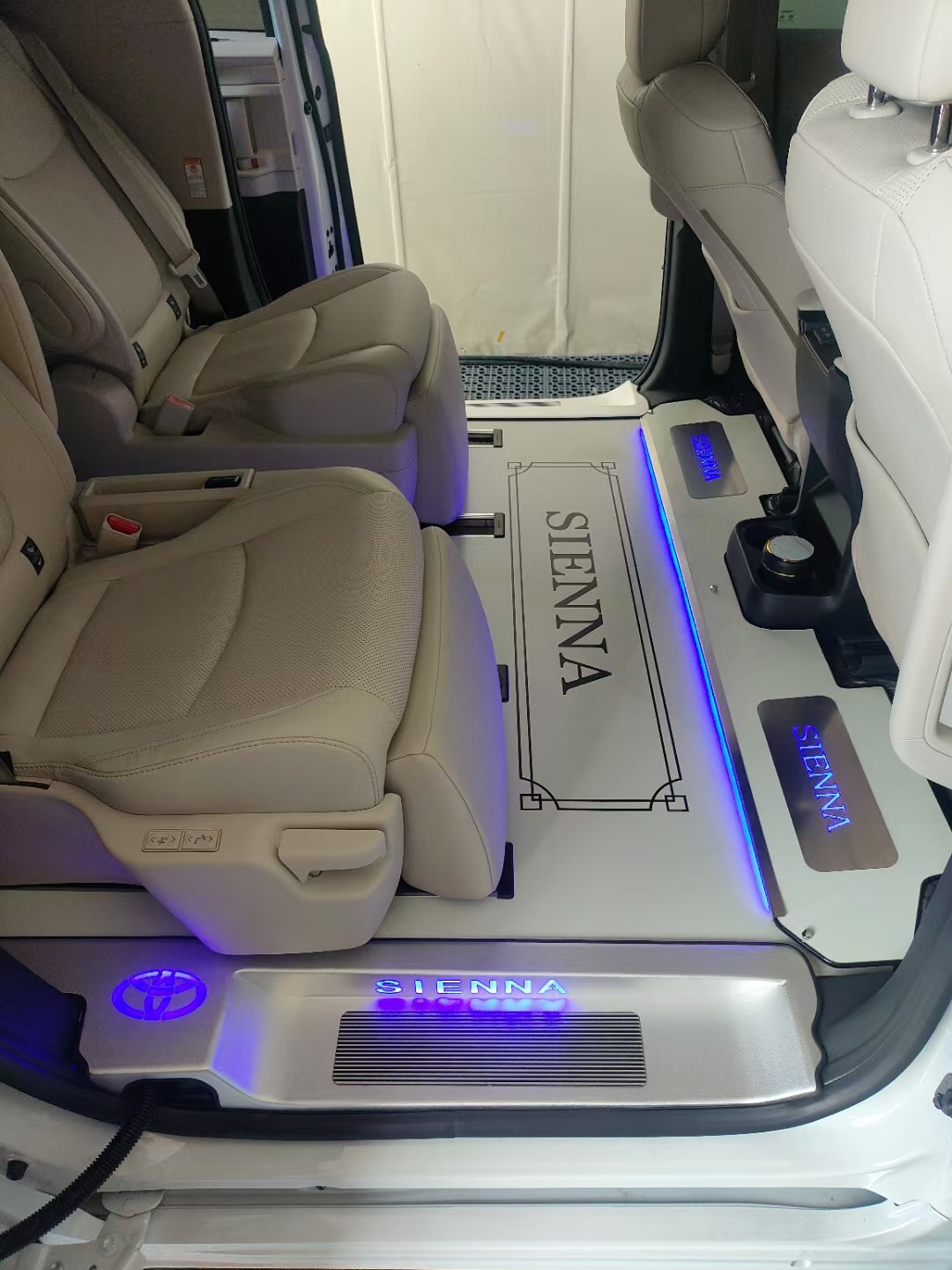 mmexport1728880917412.jpg