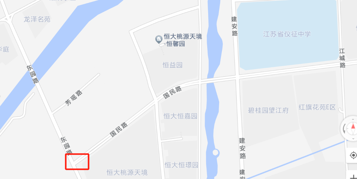东园路和国民路交叉口