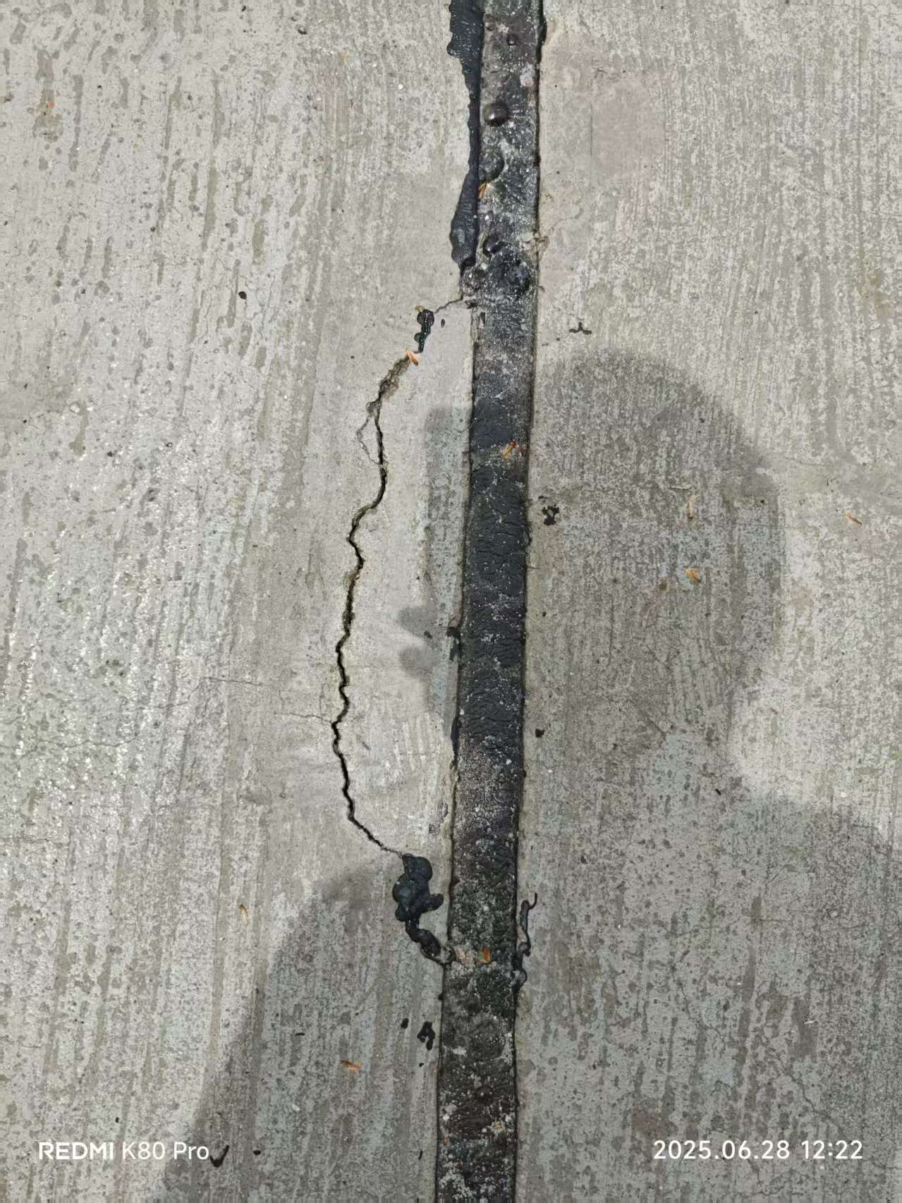平台开裂