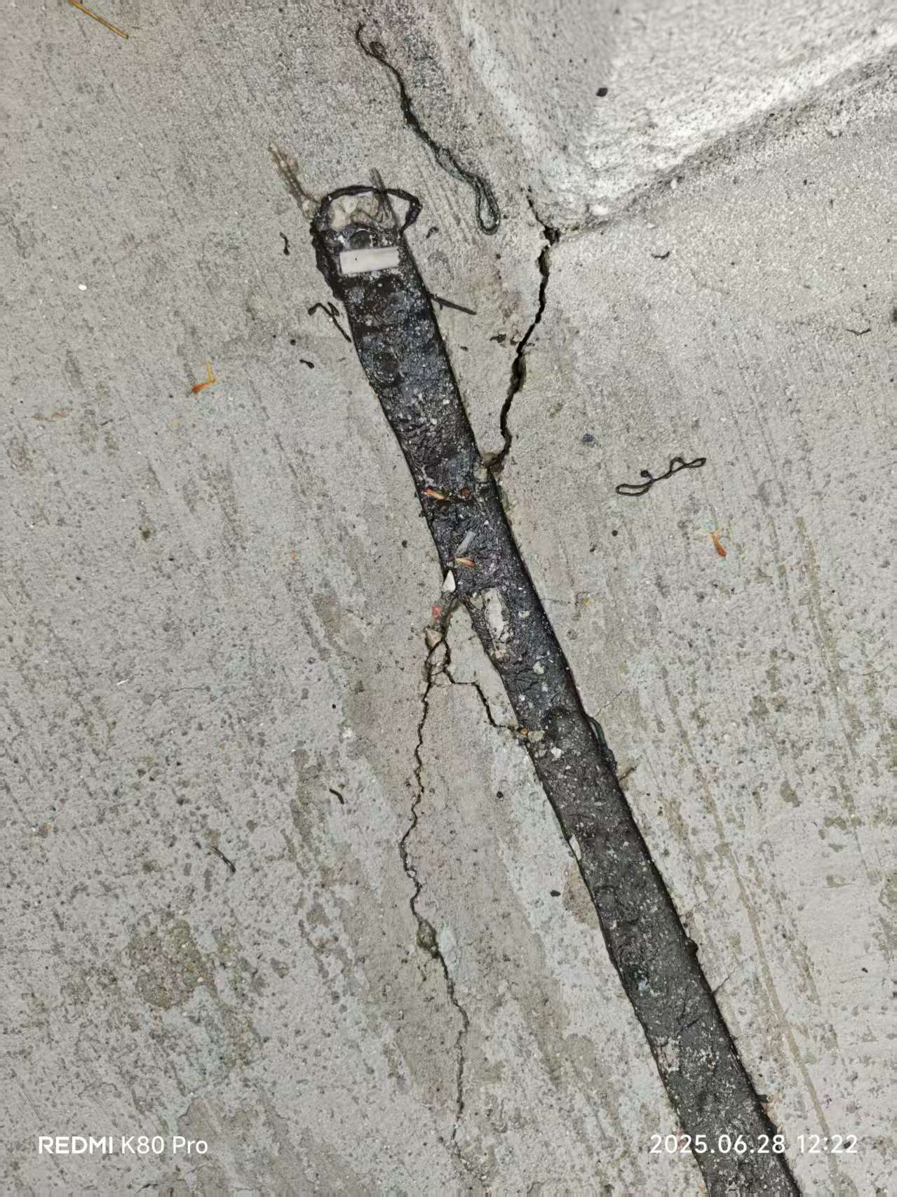 平台开裂