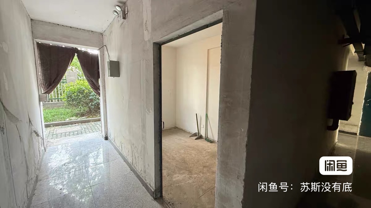 地上车库