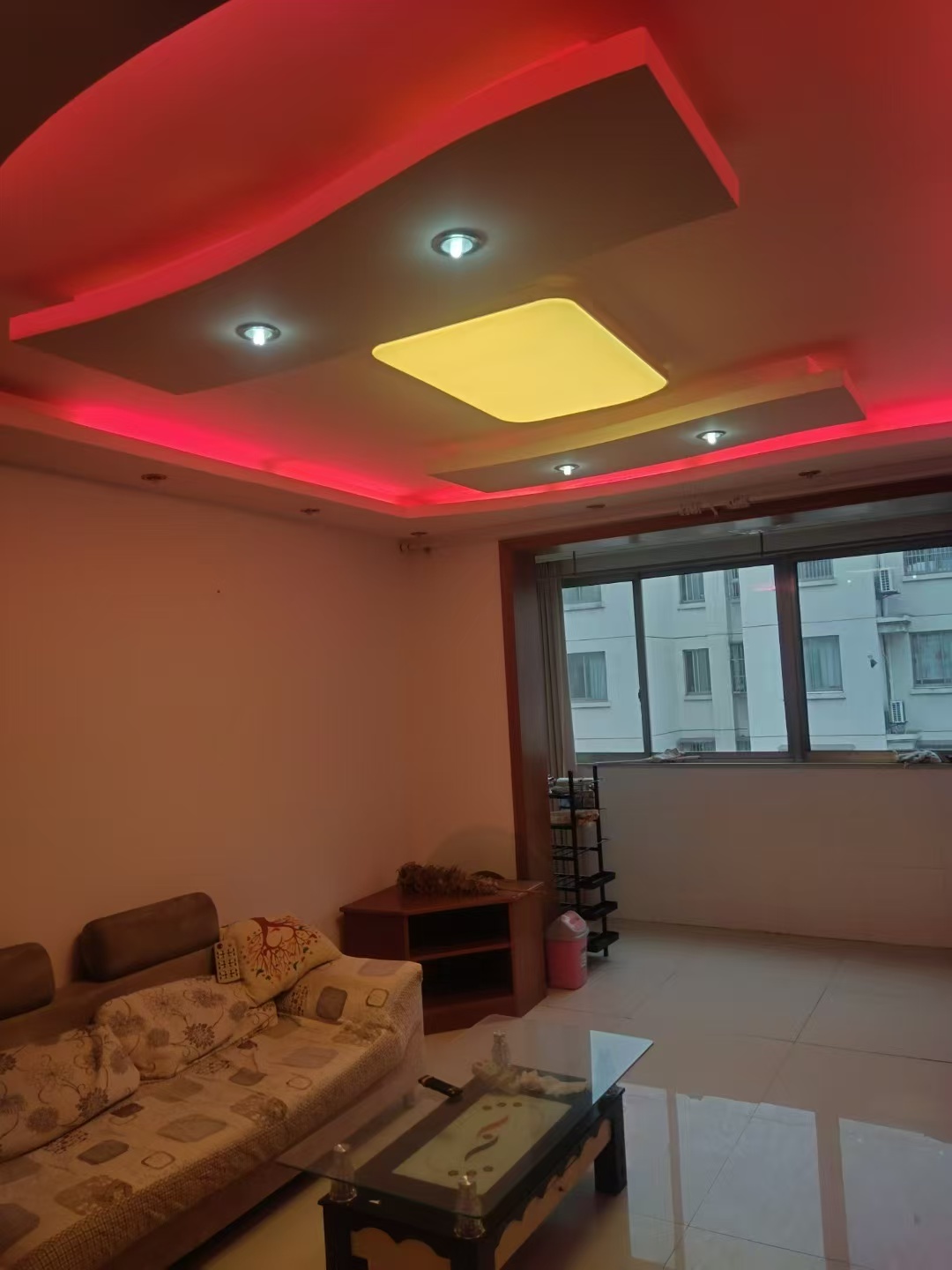 102811a8nudqnnbdqiu8bd.jpg