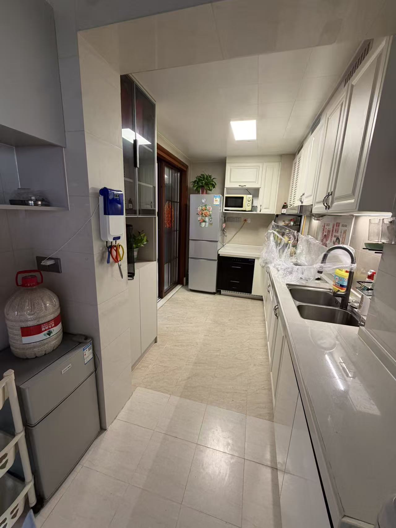 7d728e950aed1a1eacaafa665880a7d4.jpg